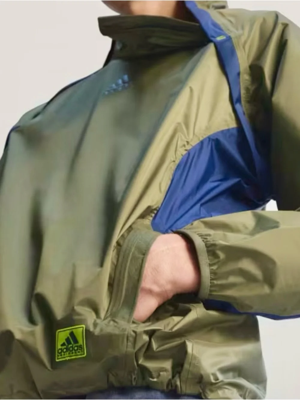 adidas lightweight windbreaker